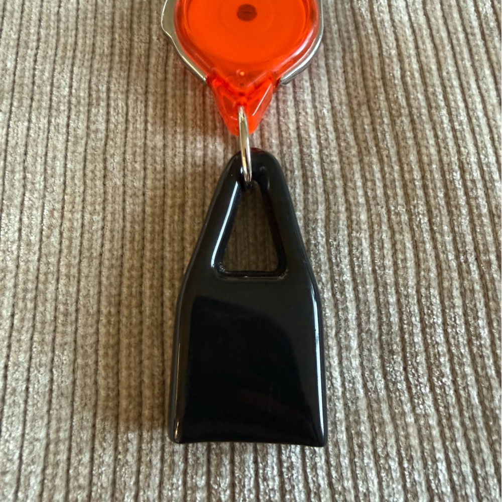 Black and Orange Keychain Carabiner Leash - Picture 6 of 10